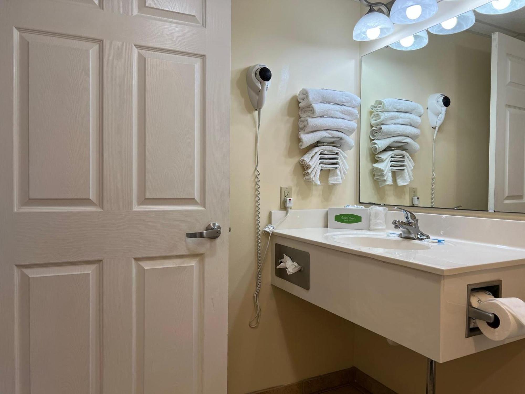 Villa 2501 S Ocean Blvd, 1109 - Ocean Front Sleeps 6 Myrtle Beach Exterior foto